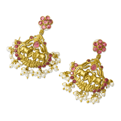 Nandi Divine Antique Pendant Set – Matte Gold with Pink Kundan & Pear