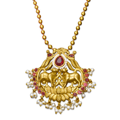 Nandi Divine Antique Pendant Set – Matte Gold with Pink Kundan & Pear