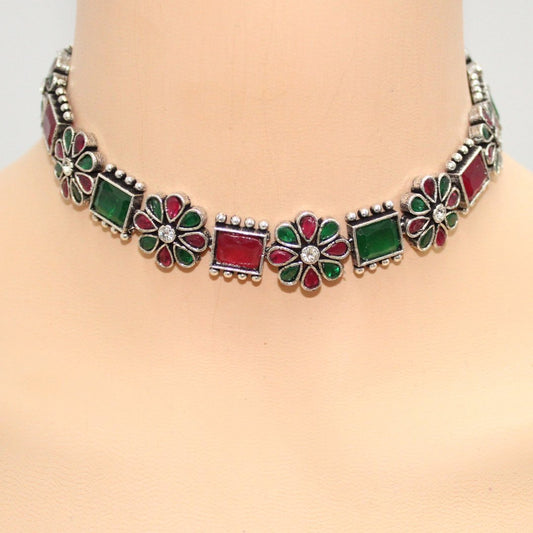 NARGIS FLOWER STONE NECKLACE SET-RED&GREEN