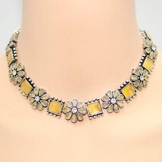NARGIS FLOWER STONE NECKLACE SET - YELLOW