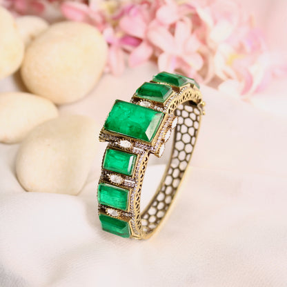 Emerald Green Rectangle Stone Openable Kada – product detail view