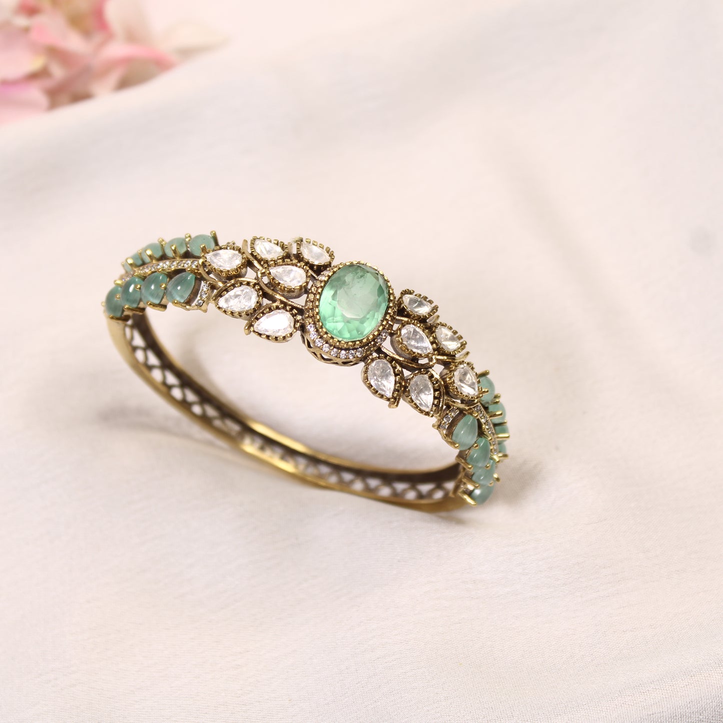 Mint Green Oval Cabochon Polki Leaf Kada – product detail view