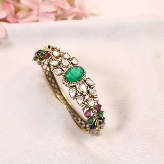 Emerald Navratna Oval Cabochon Polki Leaf Kada – product detail view