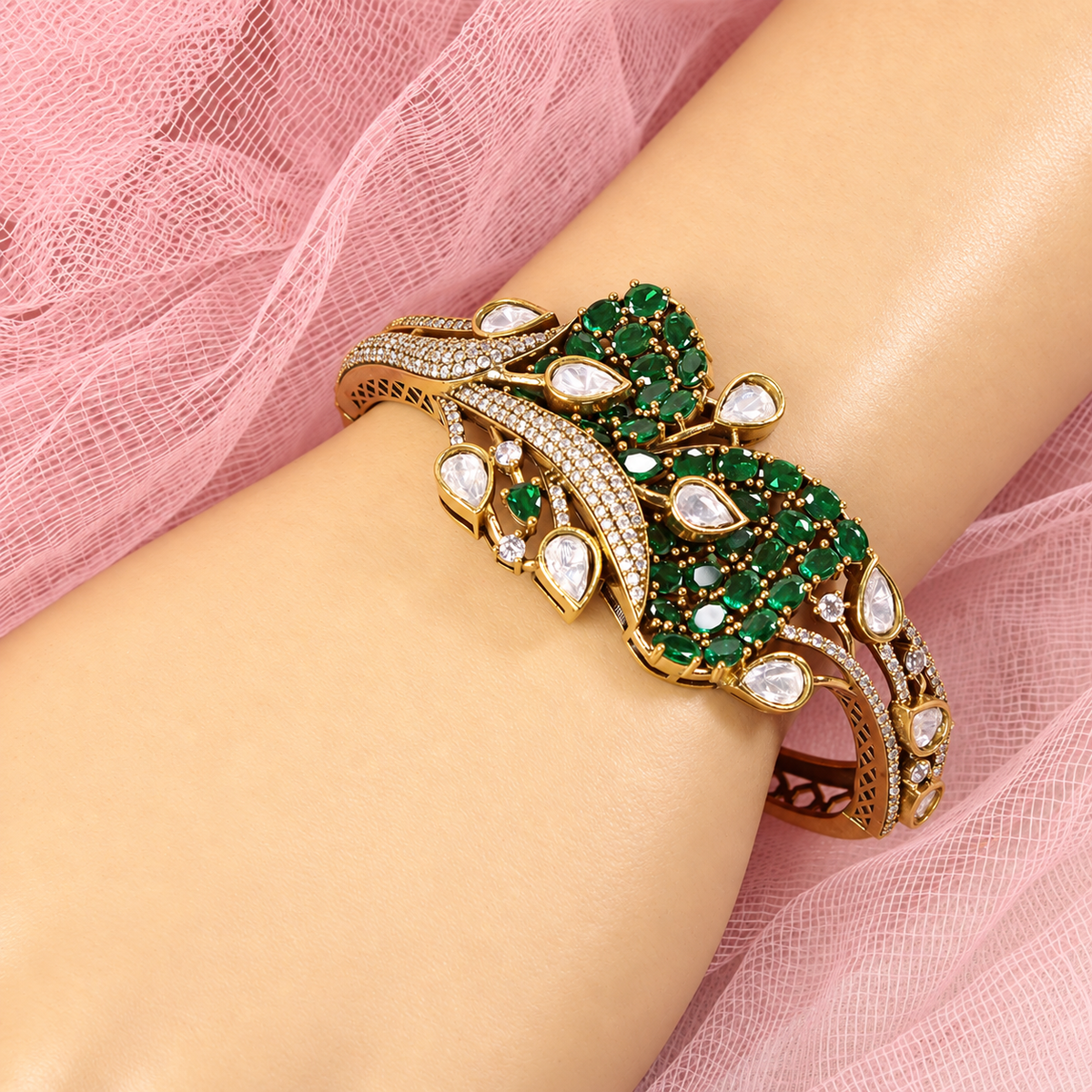 Leaf Motif Stone and Clear Teardrop Kada - Green — retouched original photograph IMG_7890