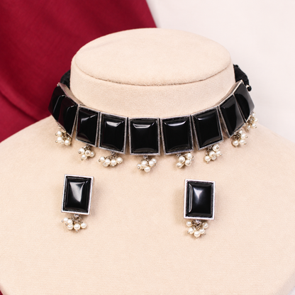 Rectangular Stone Pearl-Style Fringe Choker Set - Black — retouched original photograph IMG_8266