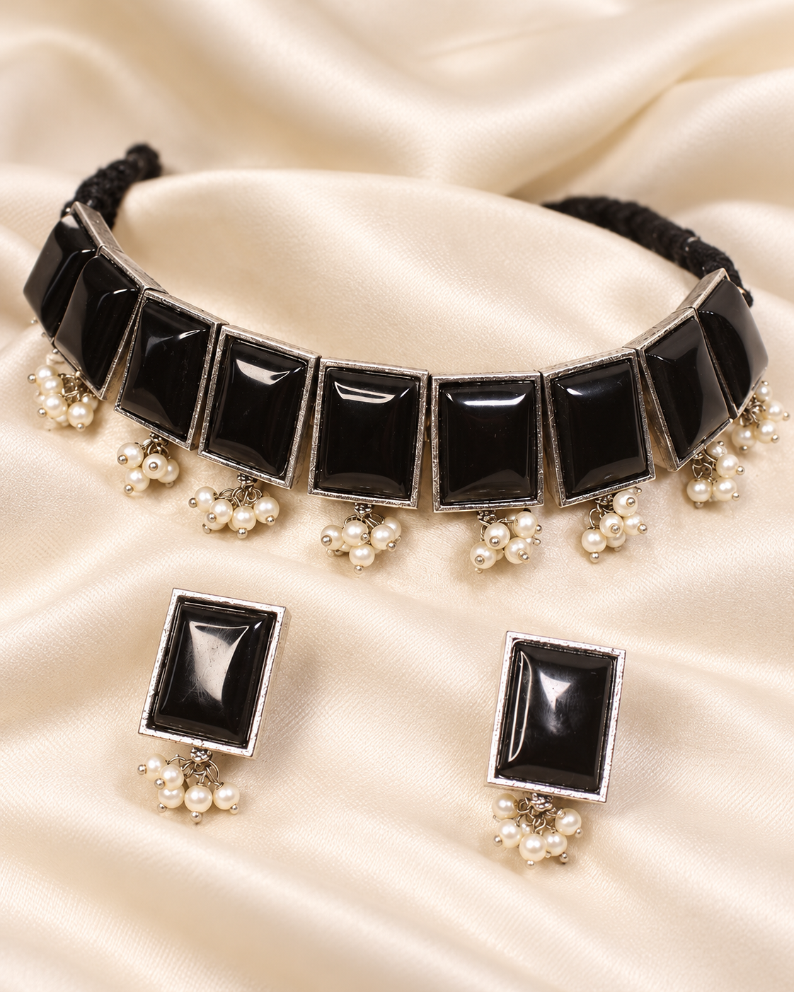 Rectangular Stone Pearl-Style Fringe Choker Set - Black — AI-styled ornament detail view