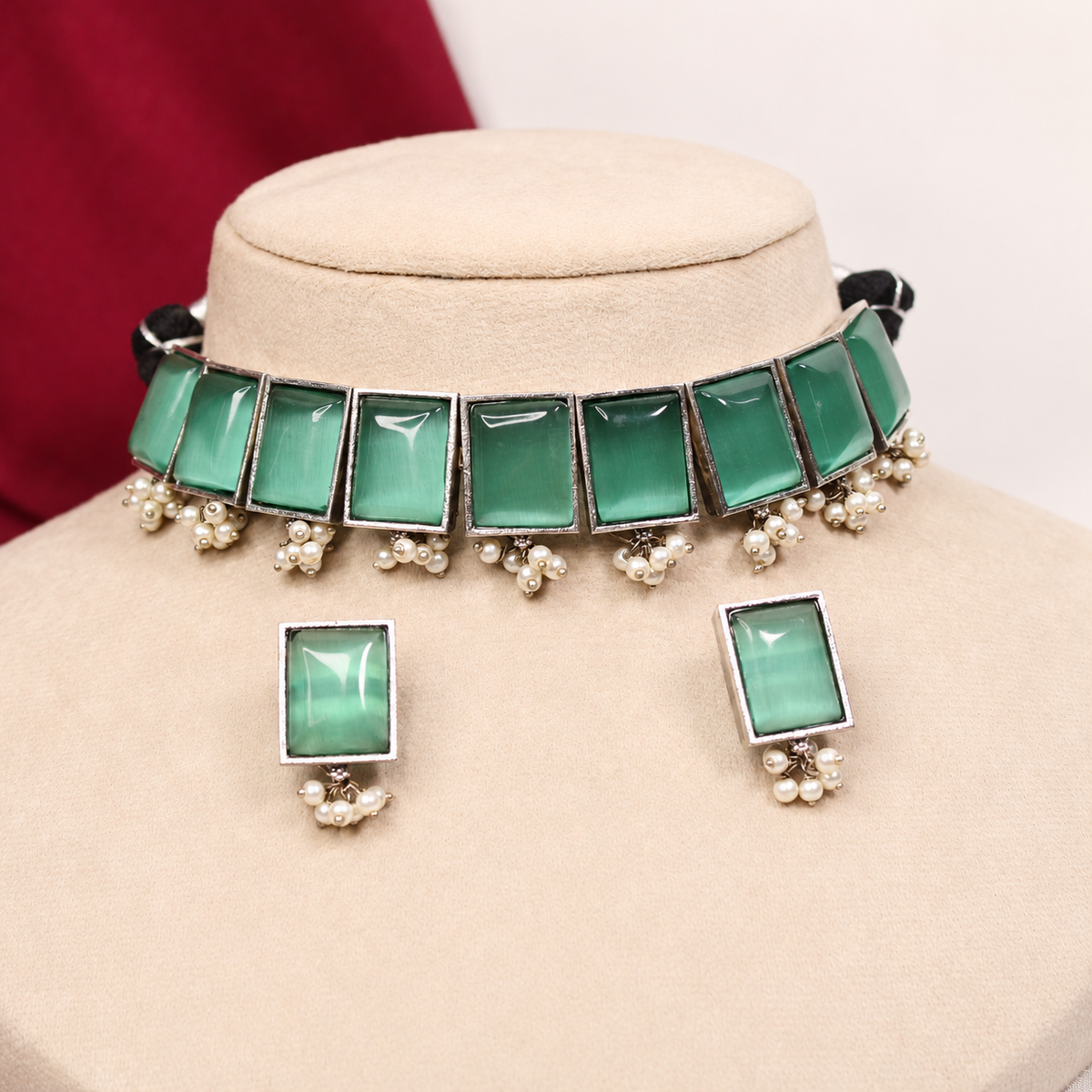 Rectangular Stone Pearl-Style Fringe Choker Set - Green — retouched original photograph IMG_8272