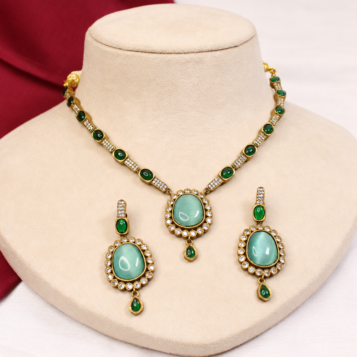 Oval Stone Drop Necklace Set - Mint — retouched original photograph IMG_8323
