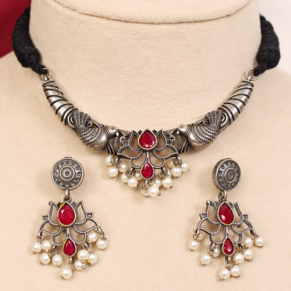 Winged Silver Tone Pearl-Style Fringe Collar Set - Ruby — retouched original photograph IMG_8351