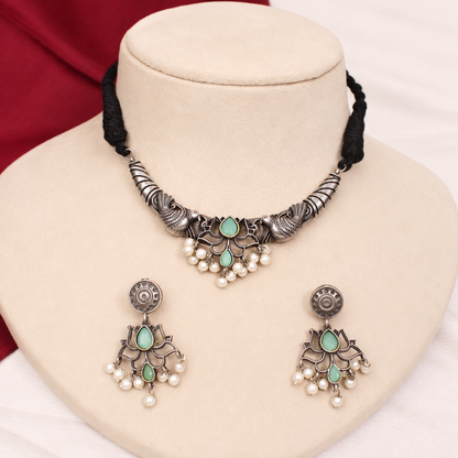 Winged Silver Tone Pearl-Style Fringe Collar Set - Mint — retouched original photograph IMG_8359