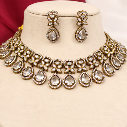 Layered Clear Teardrop Collar Necklace Set - Clear — retouched original photograph IMG_8389