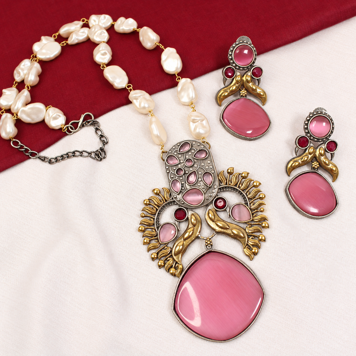 Peacock Pearl-Style Bead Pendant Set - Pink — retouched original photograph IMG_8110
