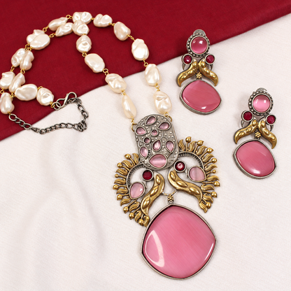 Peacock Pearl-Style Bead Pendant Set - Pink — retouched original photograph IMG_8110