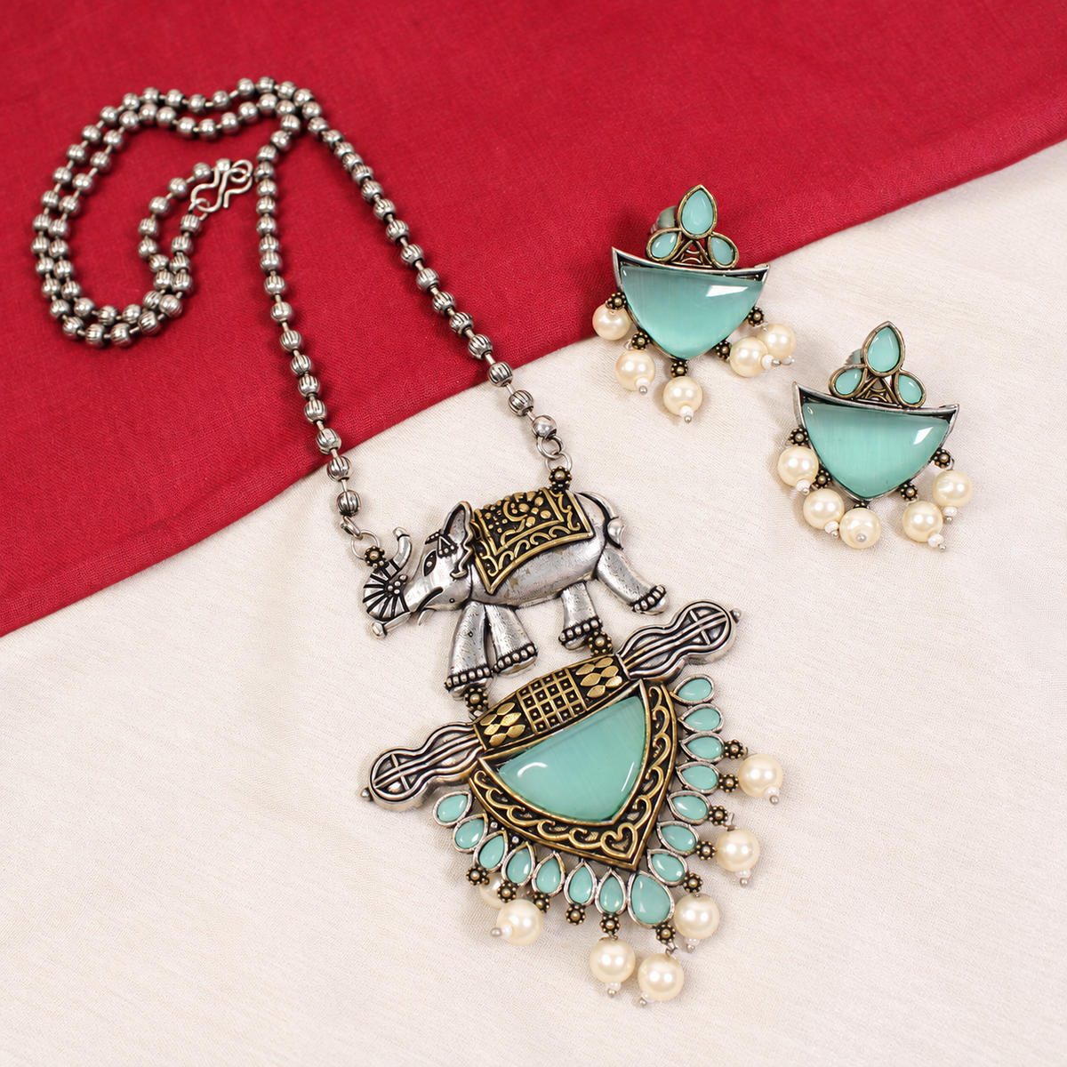 Animal Motif Fan Pendant Set - Mint — retouched original photograph IMG_8115