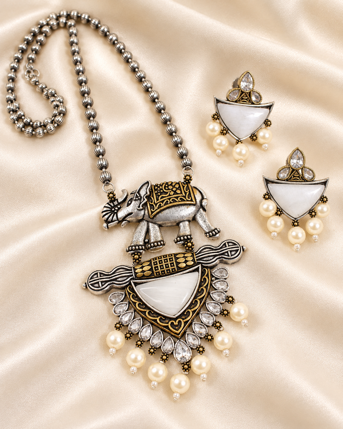 Animal Motif Fan Pendant Set - White — AI-styled closeup view