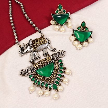 Animal Motif Fan Pendant Set - Green — retouched original photograph IMG_8120