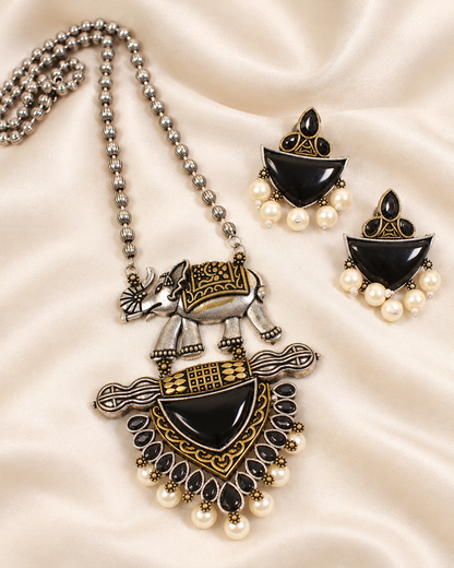 Animal Motif Fan Pendant Set - Black — AI-styled closeup view