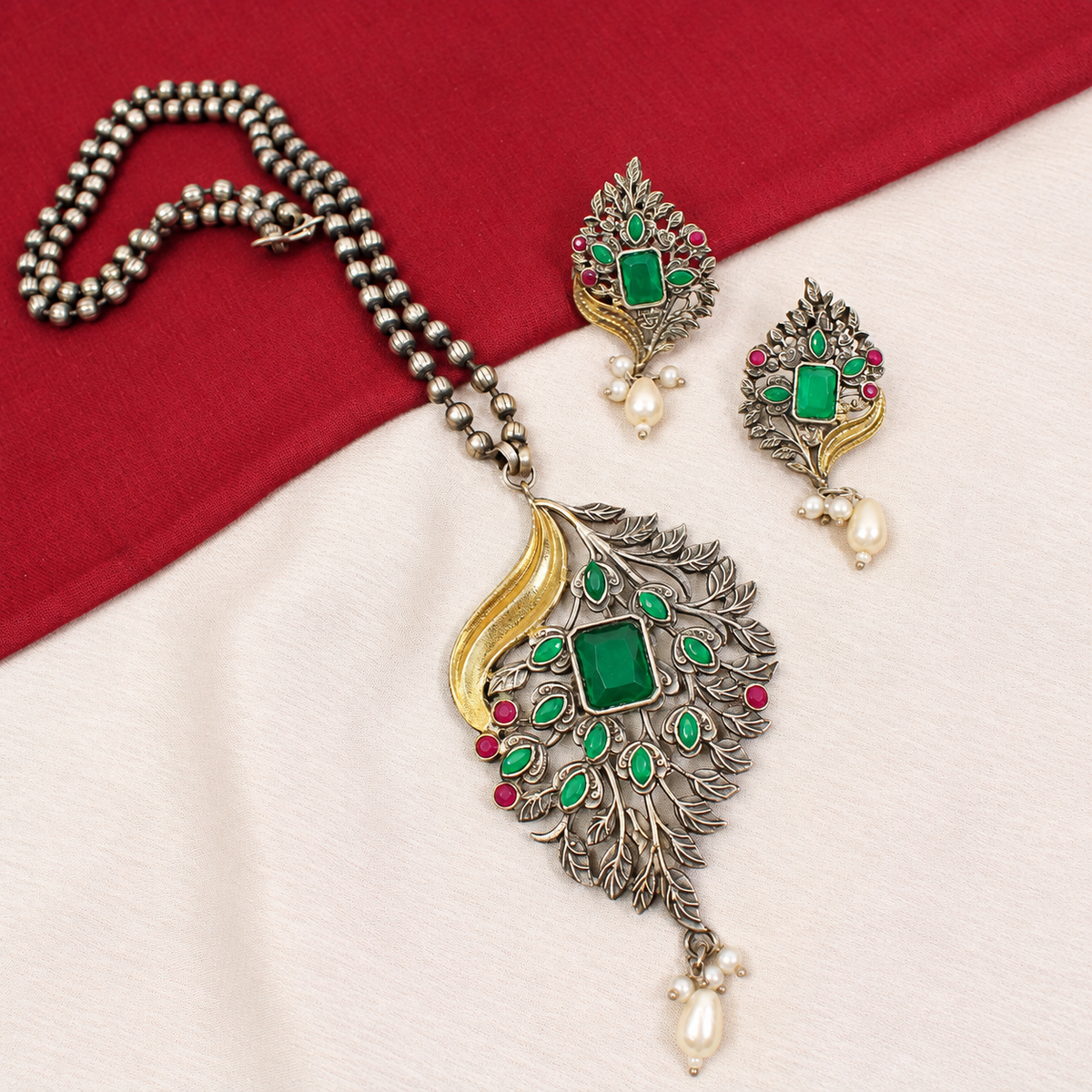 Leaf Peacock Dual Tone Pendant Set - Green — retouched original photograph IMG_8135