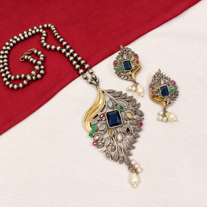 Leaf Peacock Dual Tone Pendant Set - Blue — retouched original photograph IMG_8143