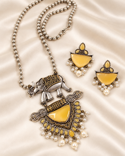 Animal Motif Fan Pendant Set - Yellow — AI-styled closeup view
