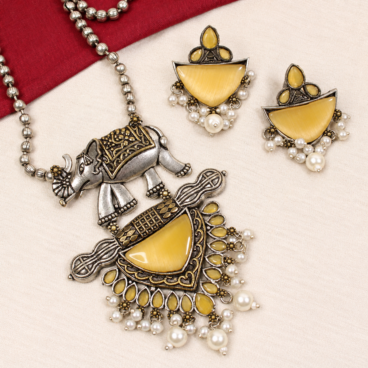 Animal Motif Fan Pendant Set - Yellow — retouched original photograph IMG_8183