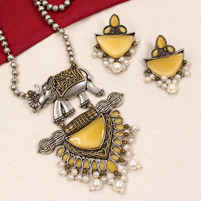 Animal Motif Fan Pendant Set - Yellow — retouched original photograph IMG_8183