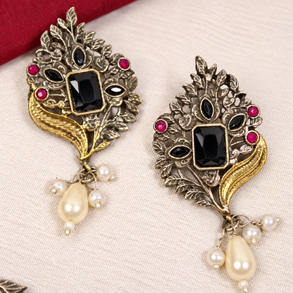 Leaf Peacock Dual Tone Pendant Set - Black — retouched original photograph IMG_8195