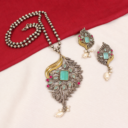 Leaf Peacock Dual Tone Pendant Set - Mint — retouched original photograph IMG_8196