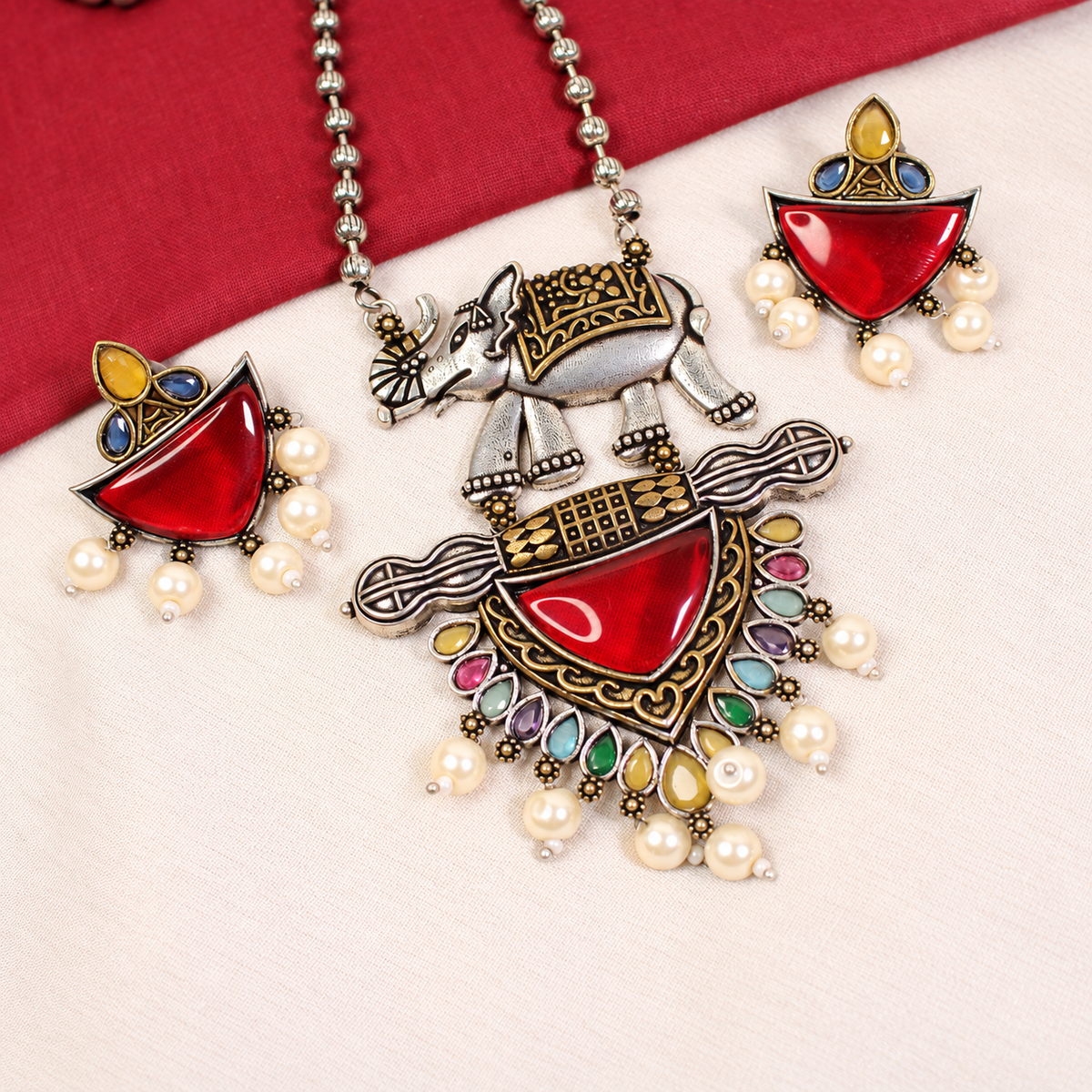 Animal Motif Fan Pendant Set - Ruby and Multicolour - retouched original photograph IMG_8129