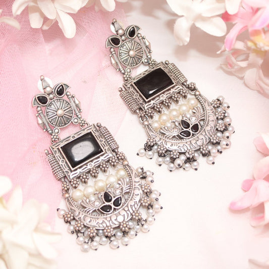 NEETI CHANDBALI JHUMKA - BLACK - PATTERN 2