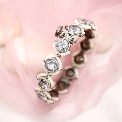 Oxidised Moissanite-Style Pearl Kada – Silver Antique Fini