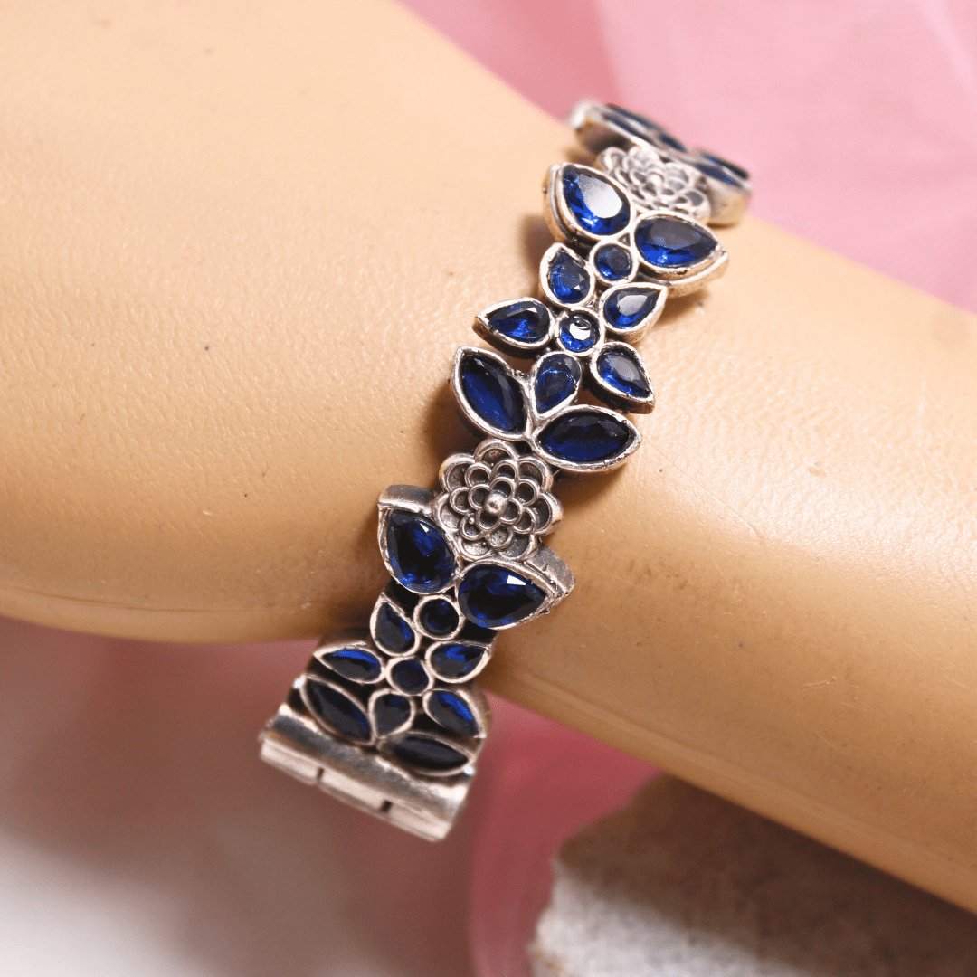 Oxidised Openable Kada with Blue Stone Floral Design