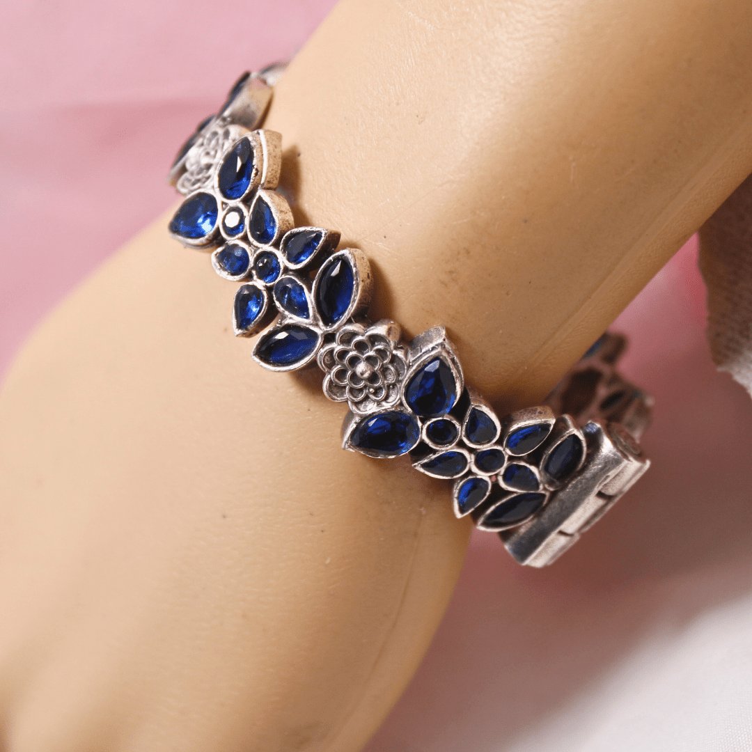 Oxidised Openable Kada with Blue Stone Floral Design