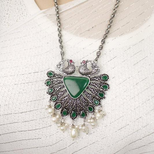 PANKH- SILVER LOOK ALIKE PENDANT SET-GREEN