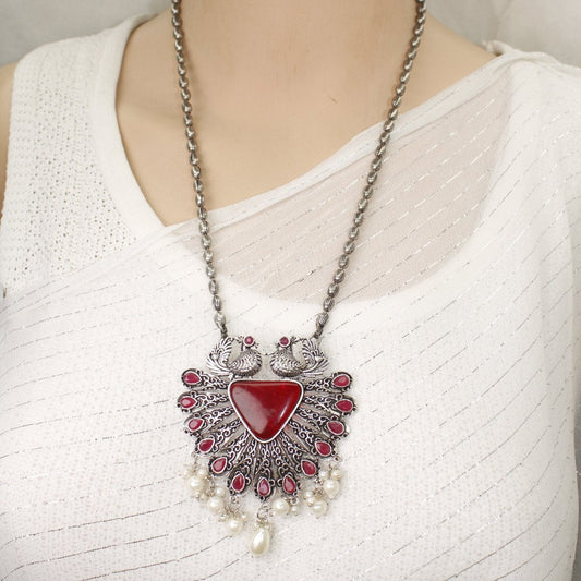 PANKH - SILVER LOOK ALIKE PENDANT SET - RED