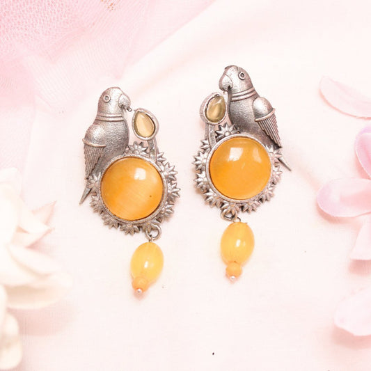 PARROT WITH ROUND MONALISA STONE EARRING-YELLOW