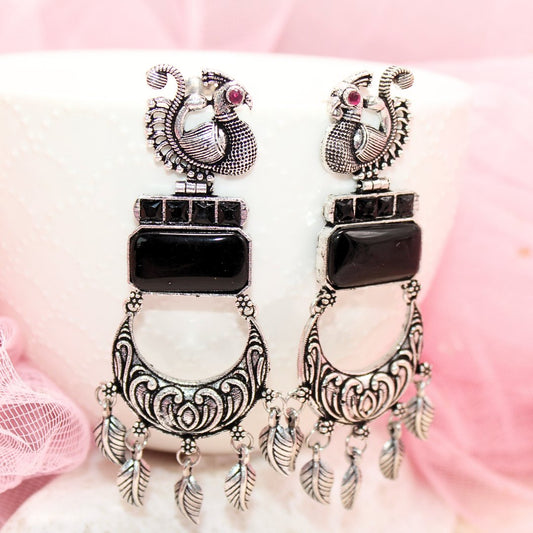 PEACOCK LONG EARRING - BLACK