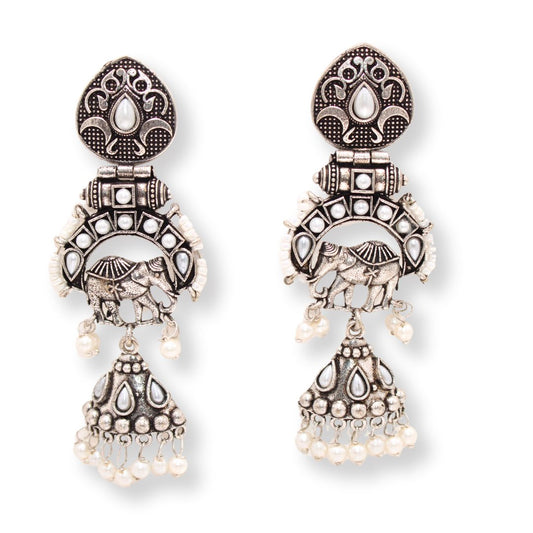PEARL & BEADS ELEPHANT DANGLER - WHITE