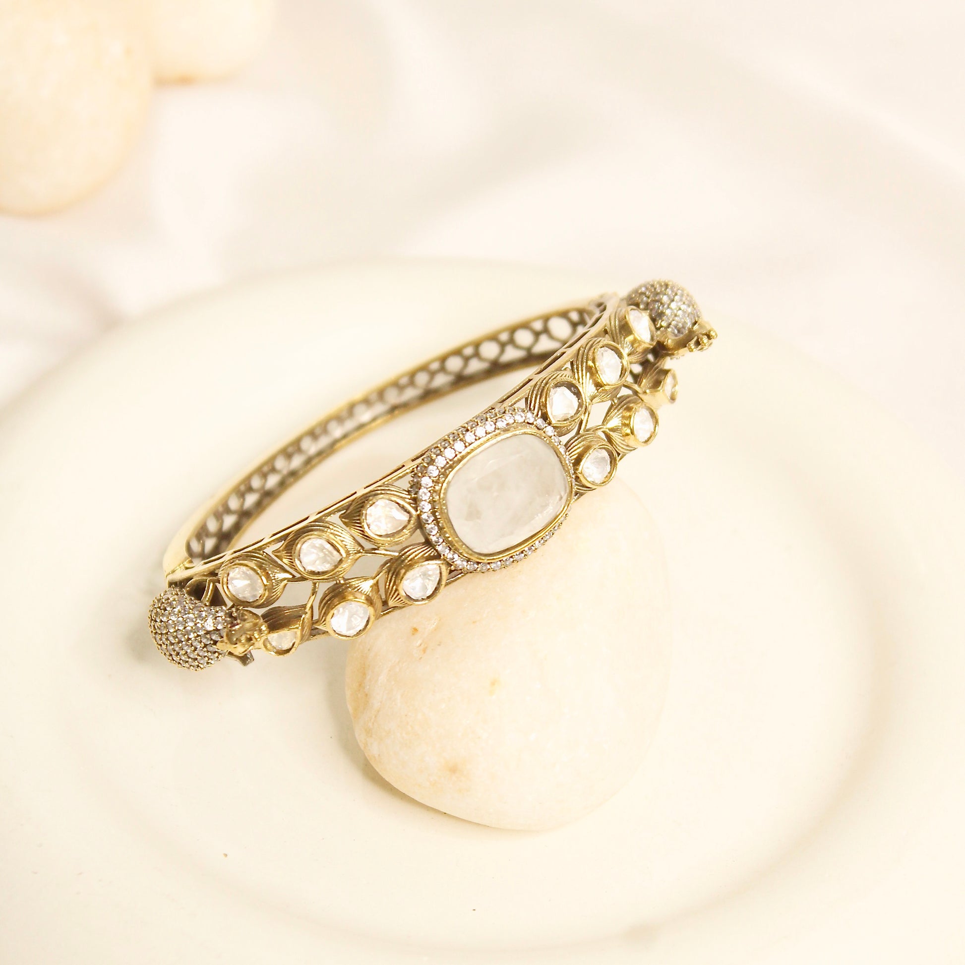 Pearl White Polki Elephant Motif Kada – product view 1