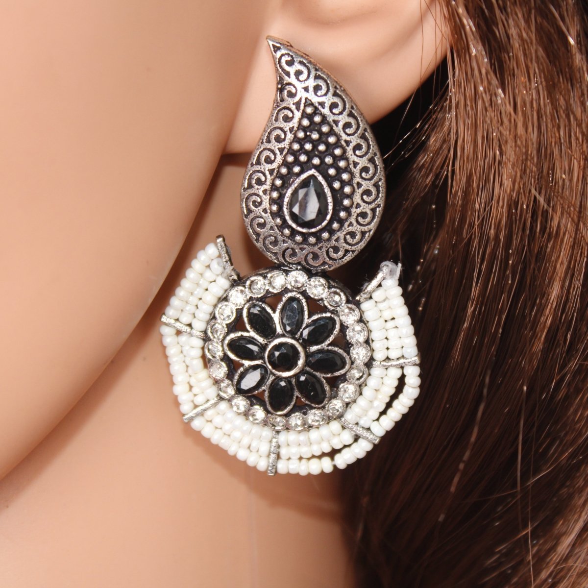 PEARL WITH KUNJ EARRING-BLACK