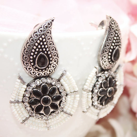 PEARL WITH KUNJ EARRING-BLACK