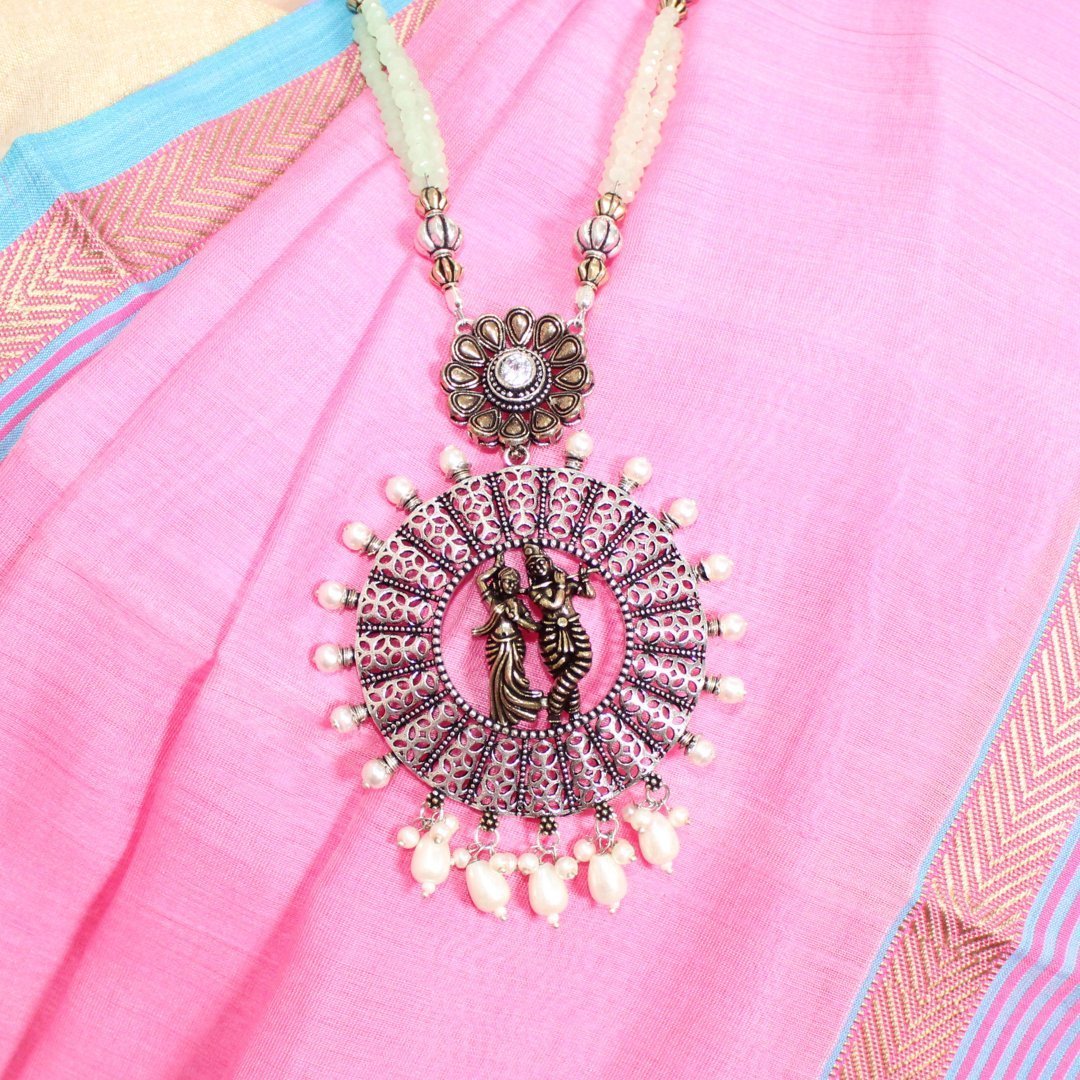 RADHA-KRISHAN DUAL-TONE PENDANT SET-LIGHT GREEN