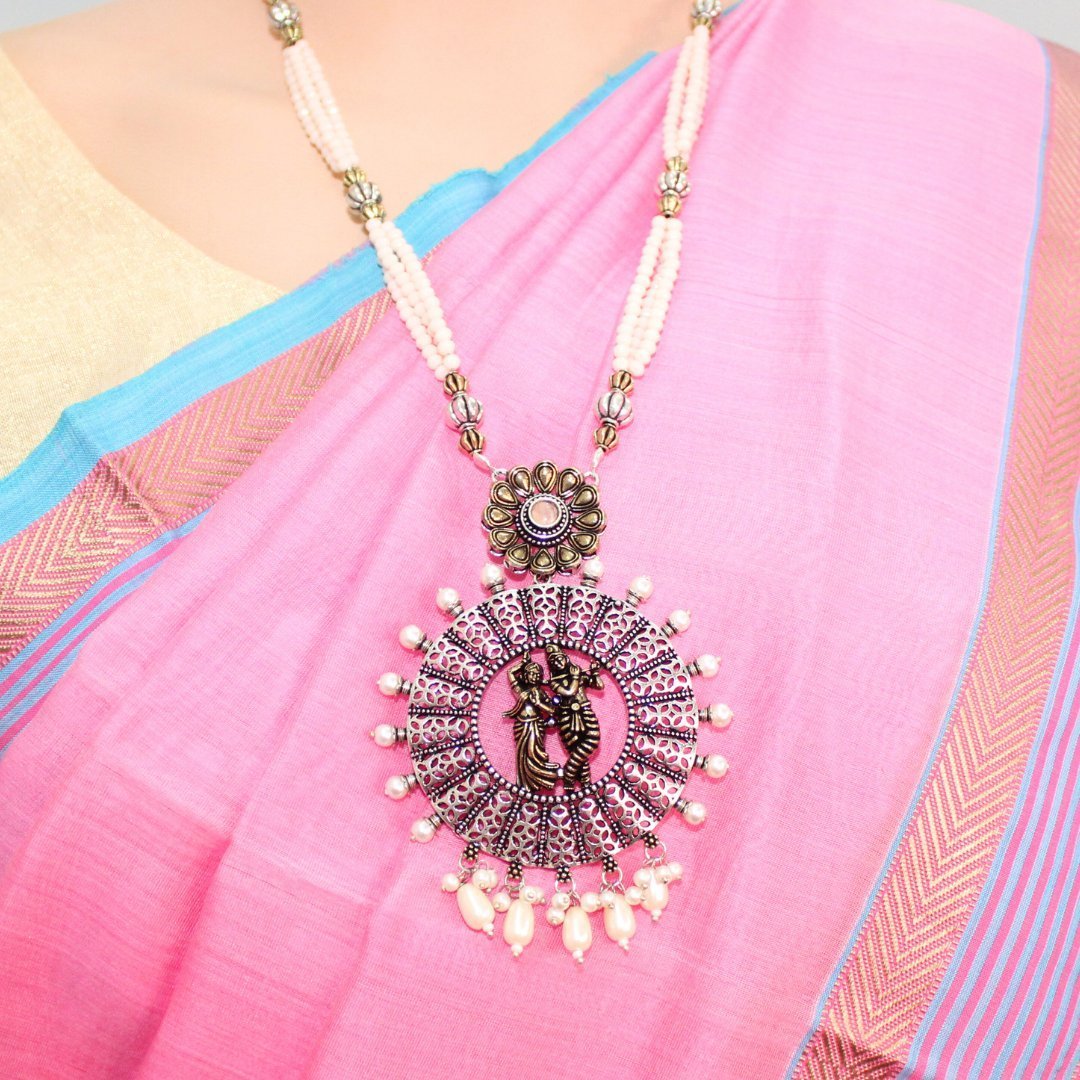 RADHA-KRISHAN DUAL-TONE PENDANT SET-PEACH