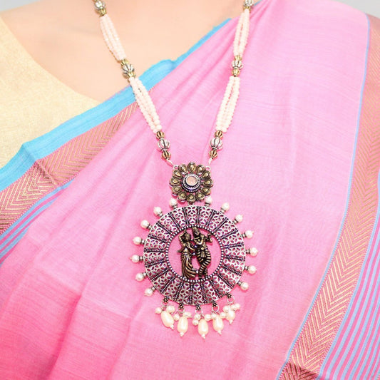 RADHA-KRISHAN DUAL-TONE PENDANT SET-PEACH