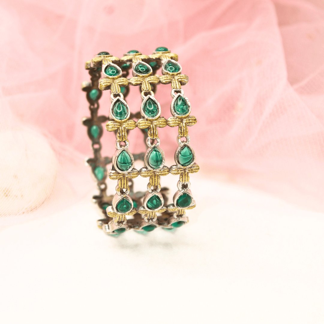 Rajputi Green Stone Kada – Non-Openable Single Bang