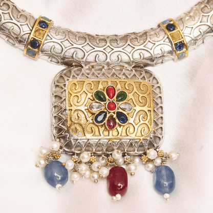 RAJWADI DUAL - TONE HASLI LOOK NECKLACE - MAGENTA & GREEN