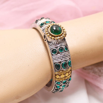 Rajwadi Kada – Vintage Heritage Kada with Traditional Green Stone