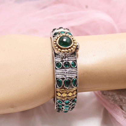 Rajwadi Kada – Vintage Heritage Kada with Traditional Green Stone