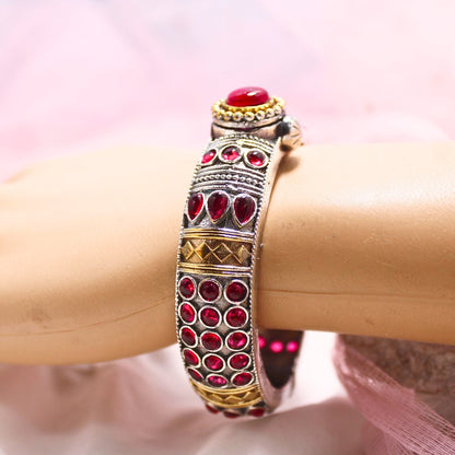 Rajwadi Kada – Vintage Heritage Kada with Traditional Red Stone