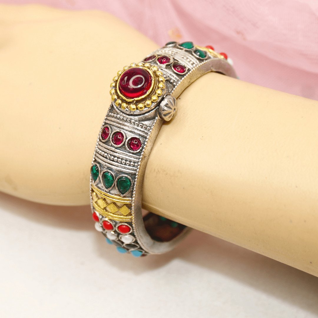 Rajwadi Navratan Big Stone Kada – Statement Openable Kada